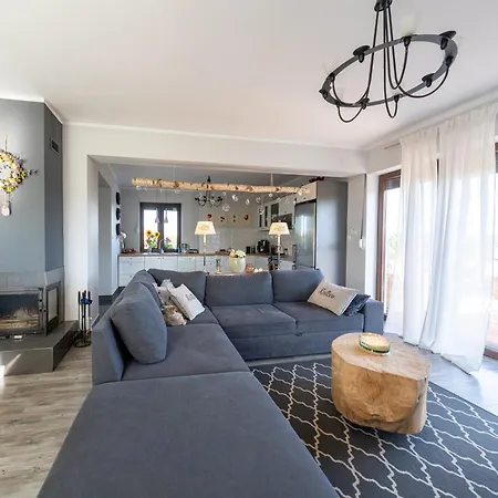 Ferienhaus Zacisze Rostken, Wypoczynek Na Mazurach, Dom Caloroczny Z Prywatna Plaza